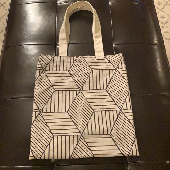 3 for $15💥 Tote Living Traveling Share READ - Picture 4 of 10